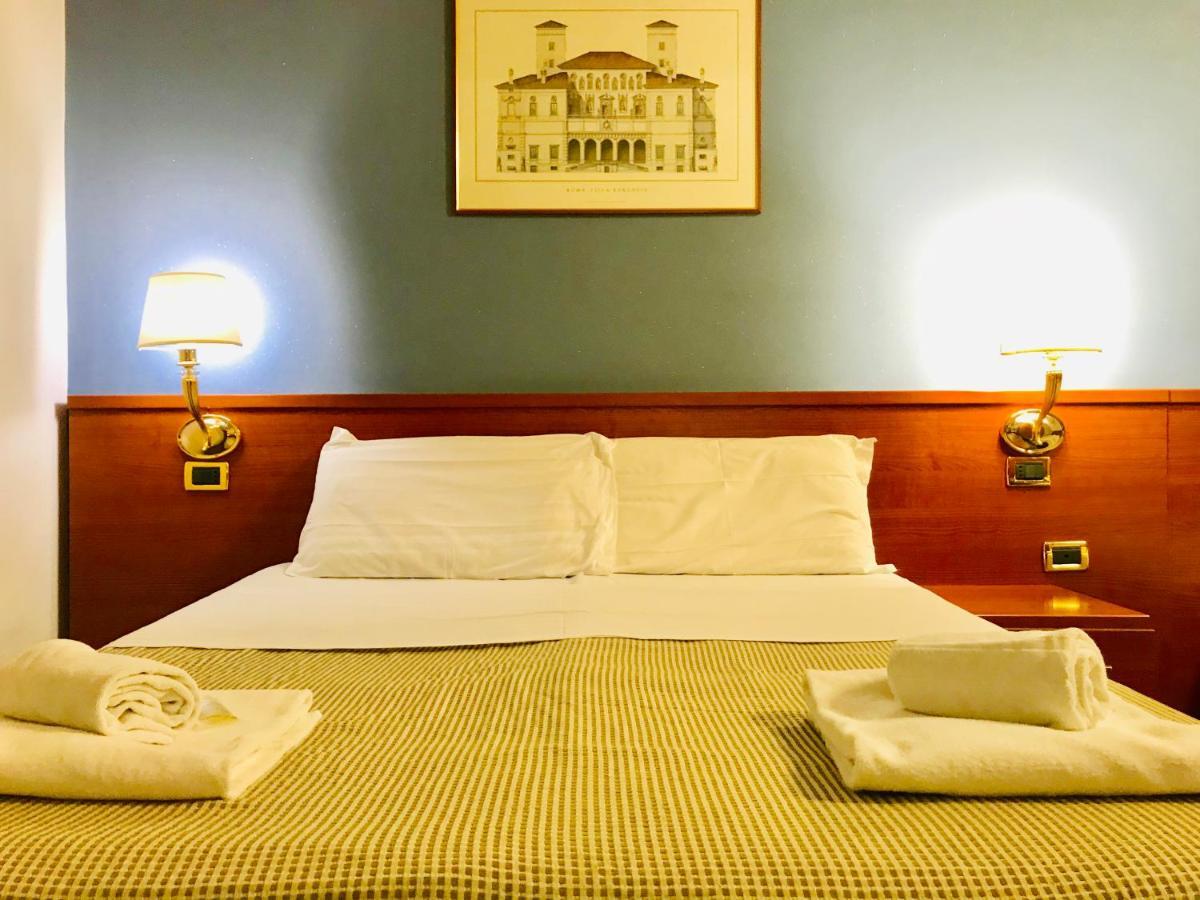 Отель Holiday Rome Termini Экстерьер фото