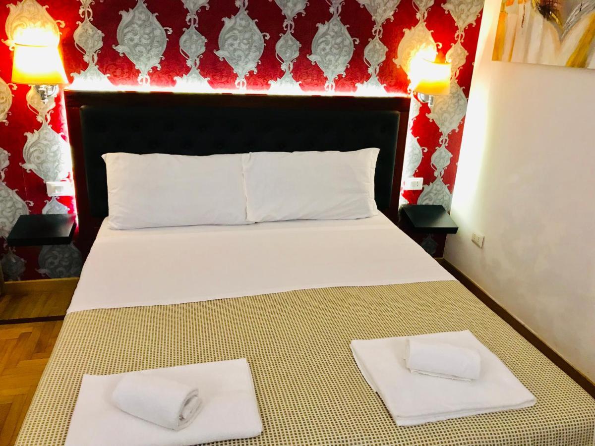 Отель Holiday Rome Termini Экстерьер фото