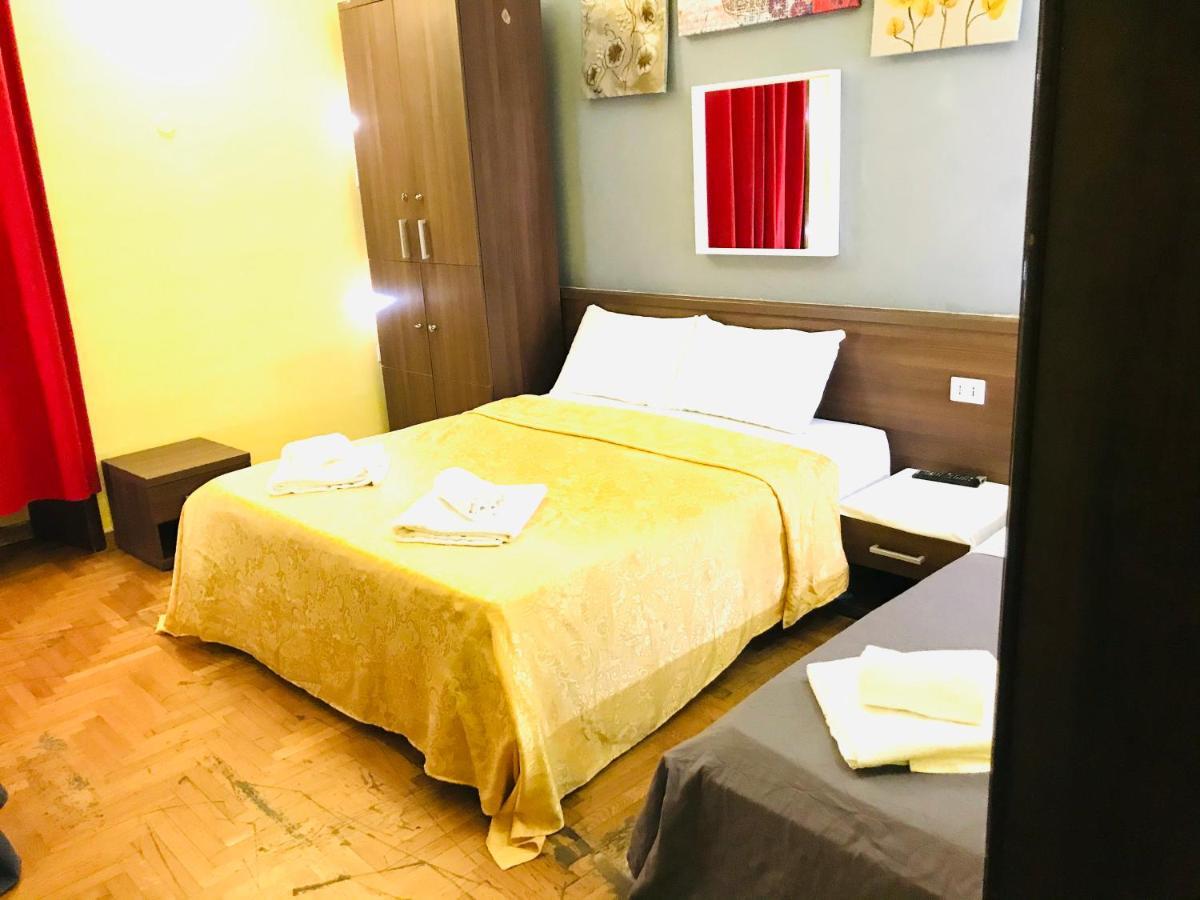 Отель Holiday Rome Termini Экстерьер фото