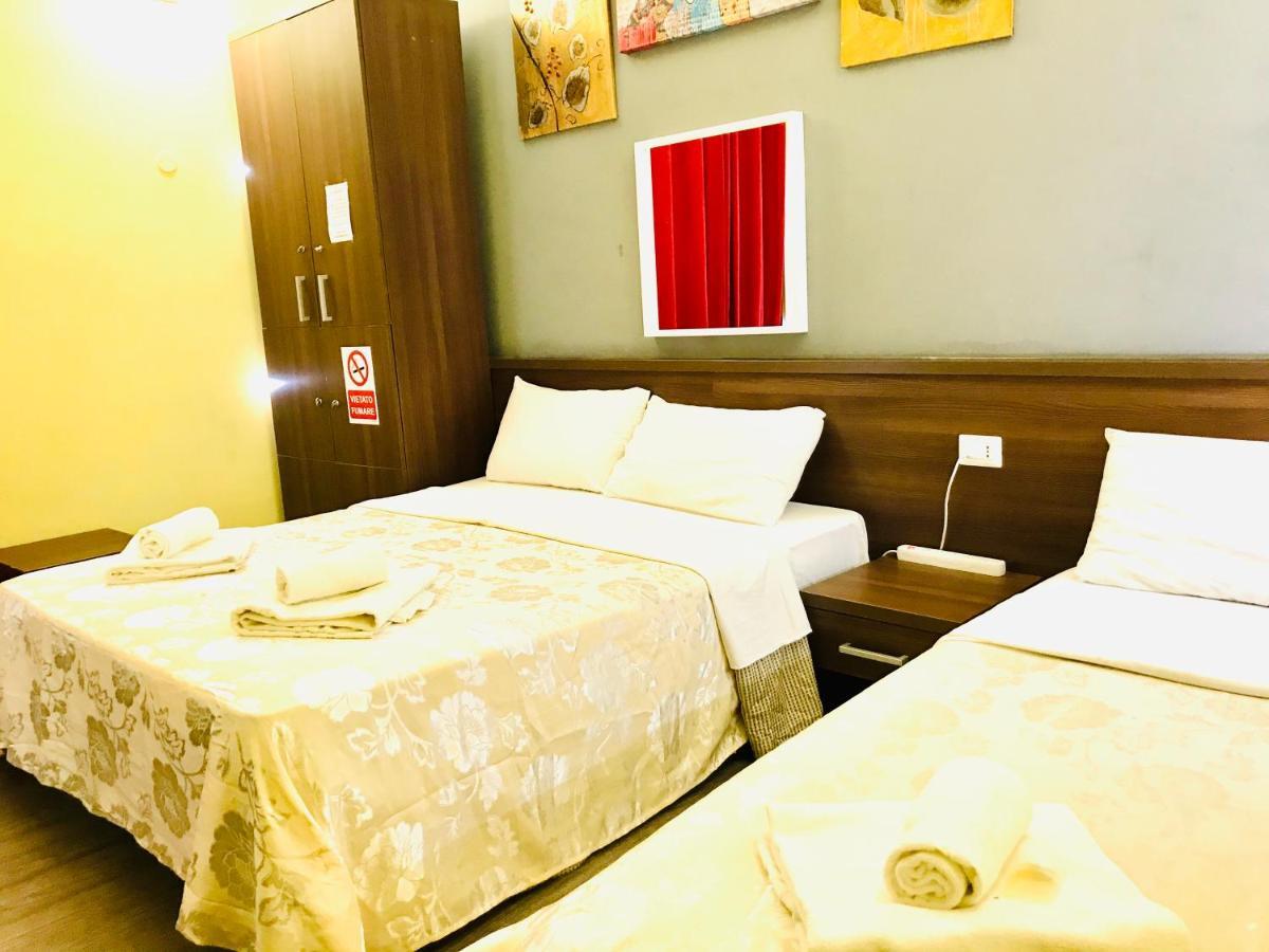 Отель Holiday Rome Termini Экстерьер фото